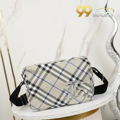 BURBERRY | Item ID: 21573