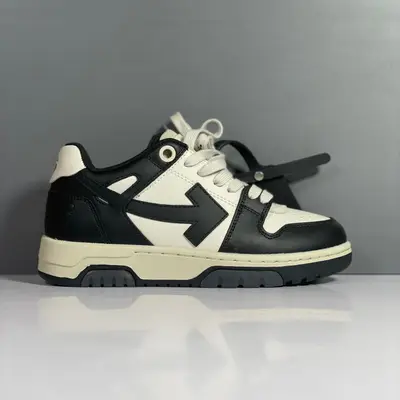 OFF-WHITE