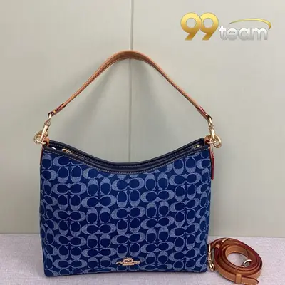 COACH | Item ID: 04919