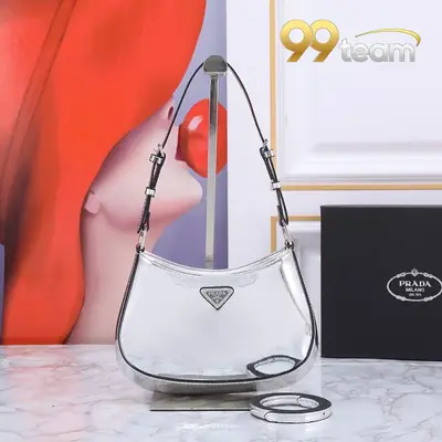 PRADA | Item ID: 08935