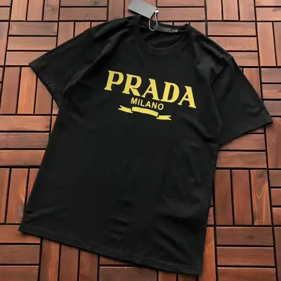 PRADA T-Shirt