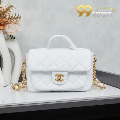 CHANEL | Item ID: 02493