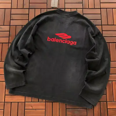 BALENCIAGA