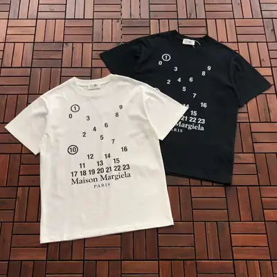 MAISON MARGIELA T-Shirt