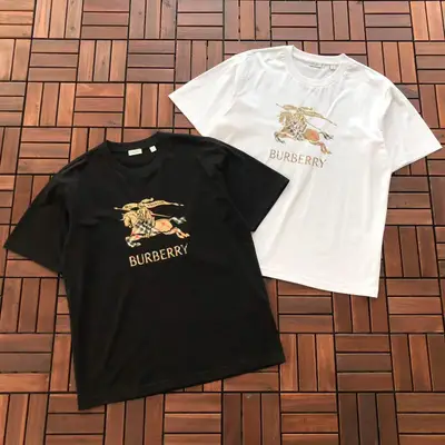 BURBERRY T-Shirt