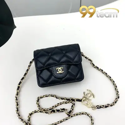 CHANEL | Item ID: 00536
