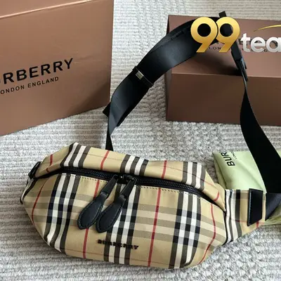 BURBERRY | Item ID: 21368