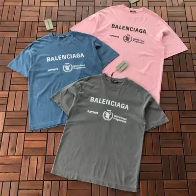 BALENCIAGA T-Shirt