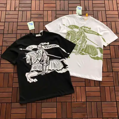 BURBERRY T-Shirt