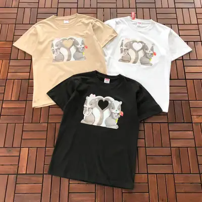 SUPREME T-Shirt