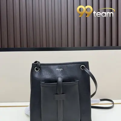 PRADA | Item ID: 09228