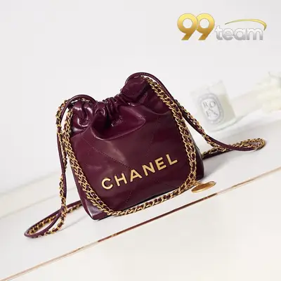 CHANEL | Item ID: 00823