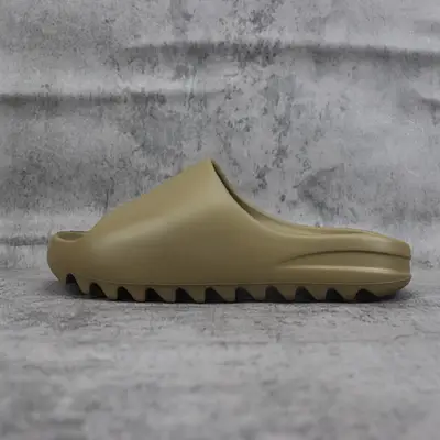 YEEZY