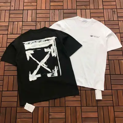 OFF-WHITE T-Shirt
