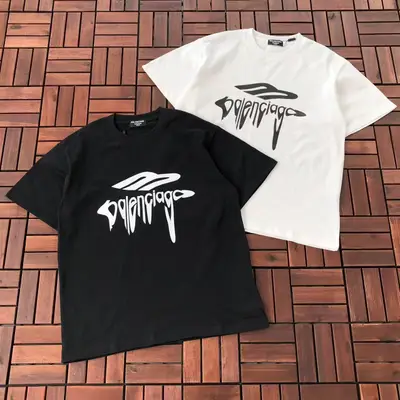 BALENCIAGA T-Shirt