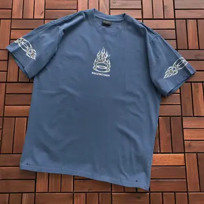BALENCIAGA T-Shirt