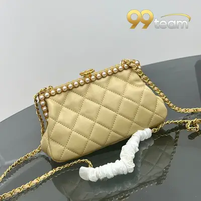 CHANEL | Item ID: 00032