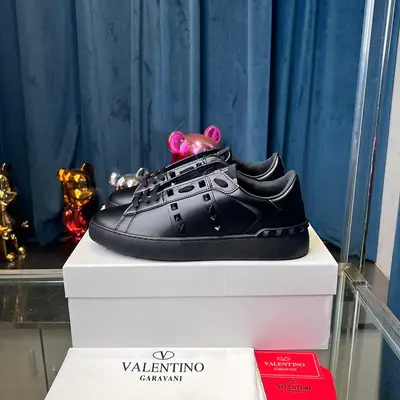 VALENTINO