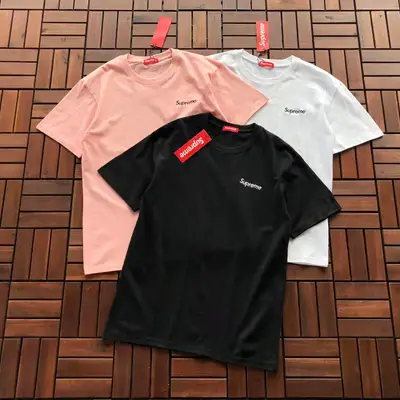 SUPREME T-Shirt