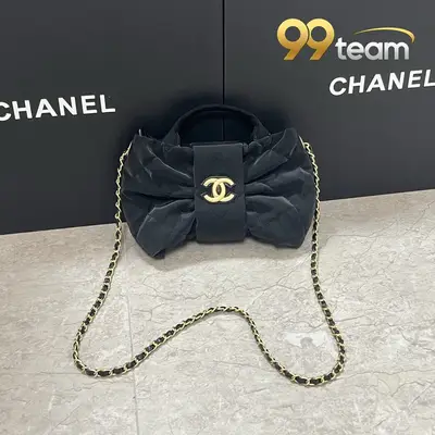CHANEL | Item ID: 02351