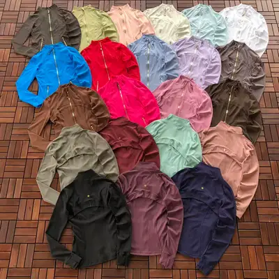 LULULEMON Sweater