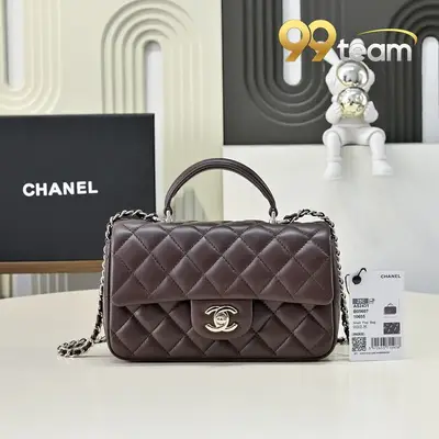CHANEL | Item ID: 00189