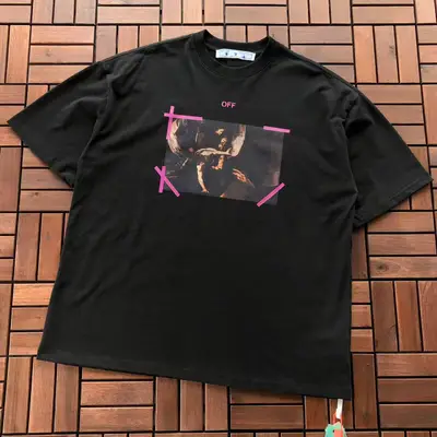 OFF-WHITE T-Shirt