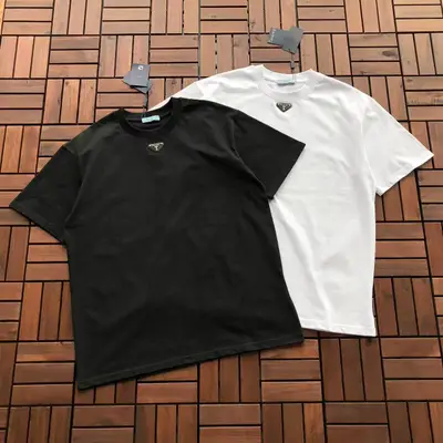 PRADA T-Shirt