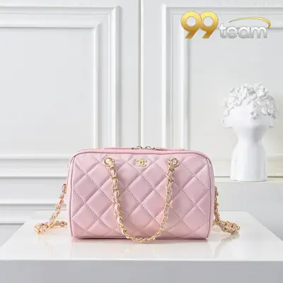 CHANEL | Item ID: 02672