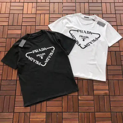 PRADA T-Shirt