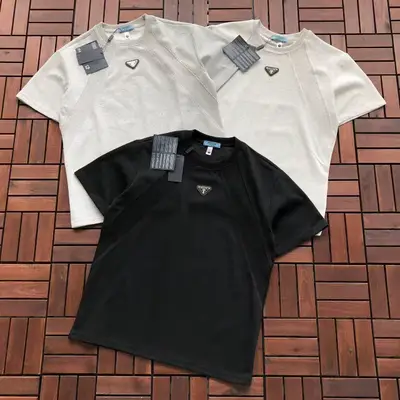 PRADA T-Shirt