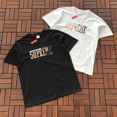 SUPREME T-Shirt