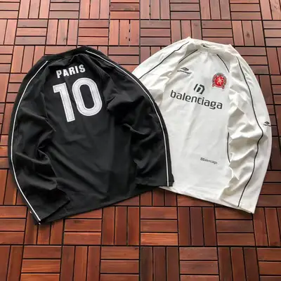 BALENCIAGA