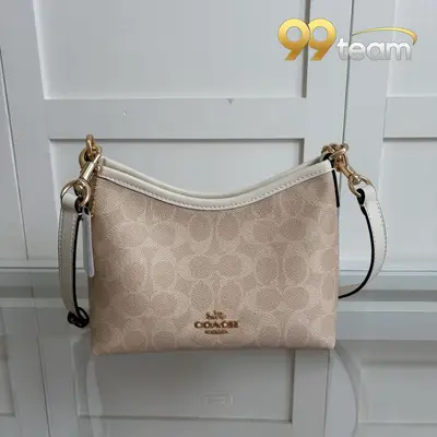 COACH | Item ID: 05022