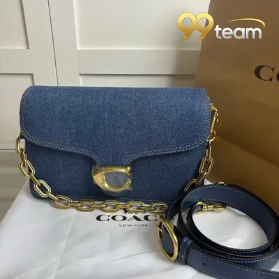 COACH | Item ID: 04999