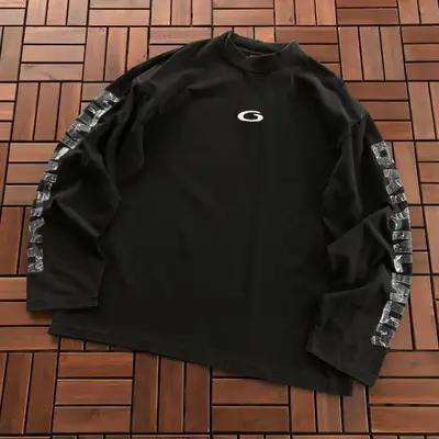BALENCIAGA