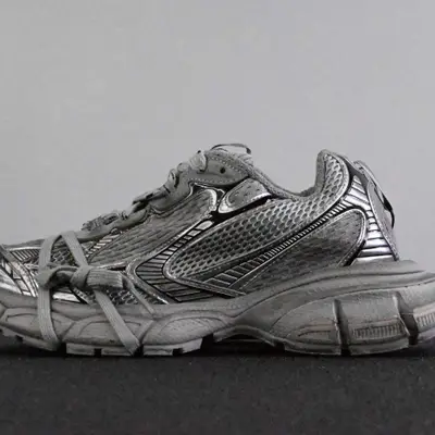 BALENCIAGA