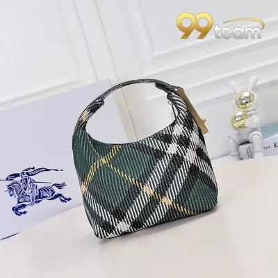 BURBERRY | Item ID: 21422
