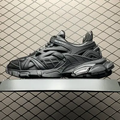 BALENCIAGA Sneaker