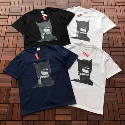 SUPREME T-Shirt
