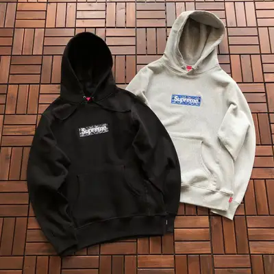 SUPREME Hoodie