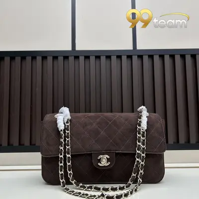 CHANEL | Item ID: 02119