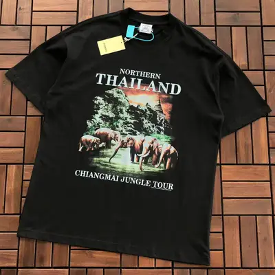 VETEMENTS T-Shirt