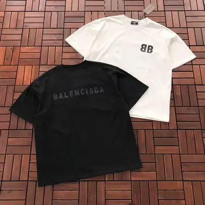 BALENCIAGA T-Shirt