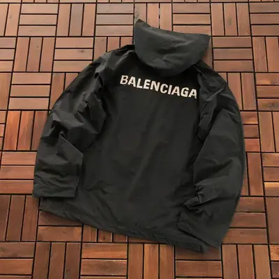 BALENCIAGA Jacke