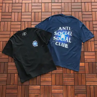 ANTI SOCIAL SOCIAL CLUB T-Shirt
