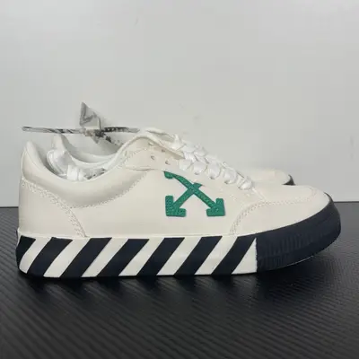 OFF-WHITE