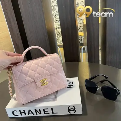 CHANEL | Item ID: 00652