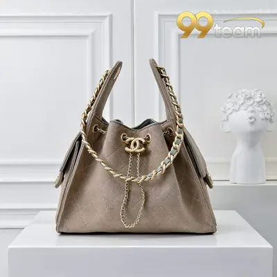 CHANEL | Item ID: 02726