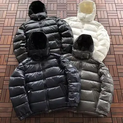MONCLER Jacke